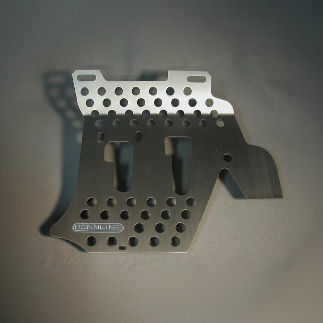 Rennline Aluminium-Fußbrett Fahrerseite – Porsche 911/912/930 Coupé (1974–1989) – Solid/Perforated, Silber eloxiert oder Schwarz pulverbeschichtet